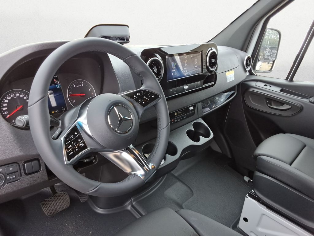new 2026 Mercedes-Benz Sprinter 2500 car