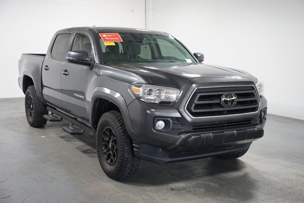 Thumbnail: 2022 Toyota Tacoma - 3