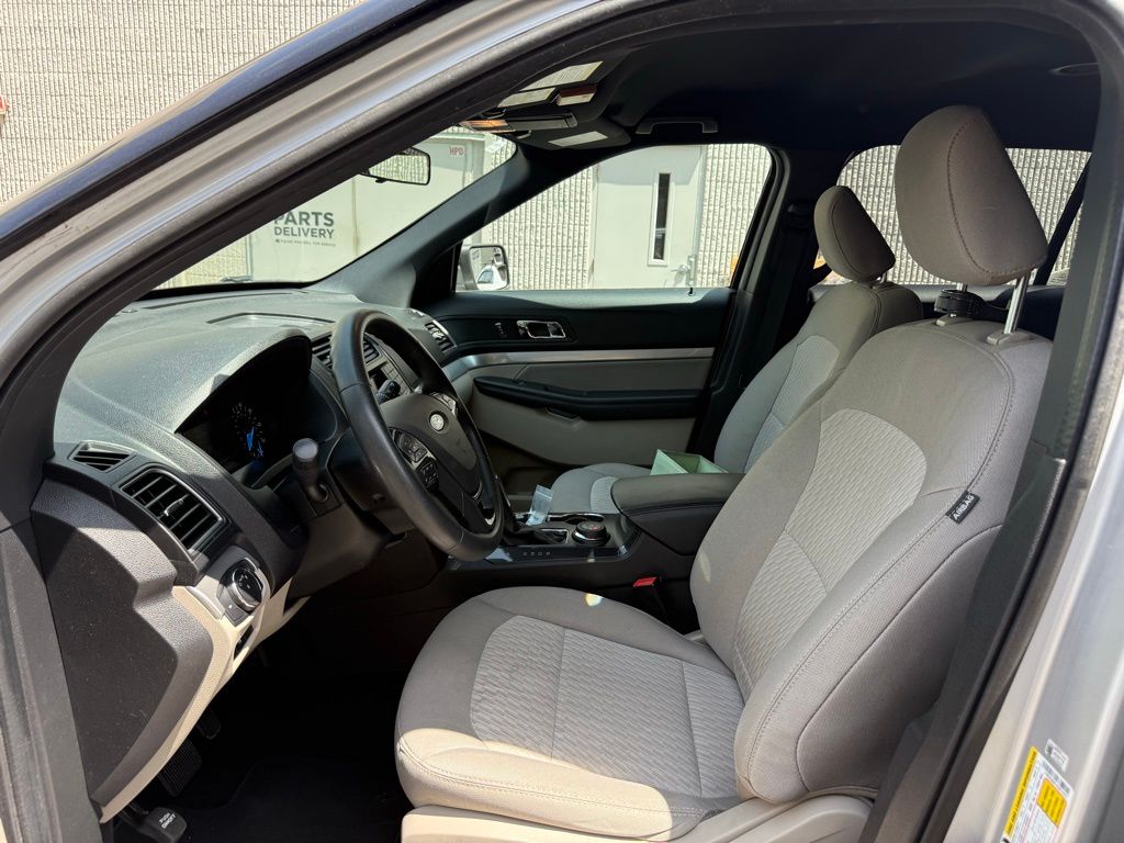 2019 Ford Explorer Base