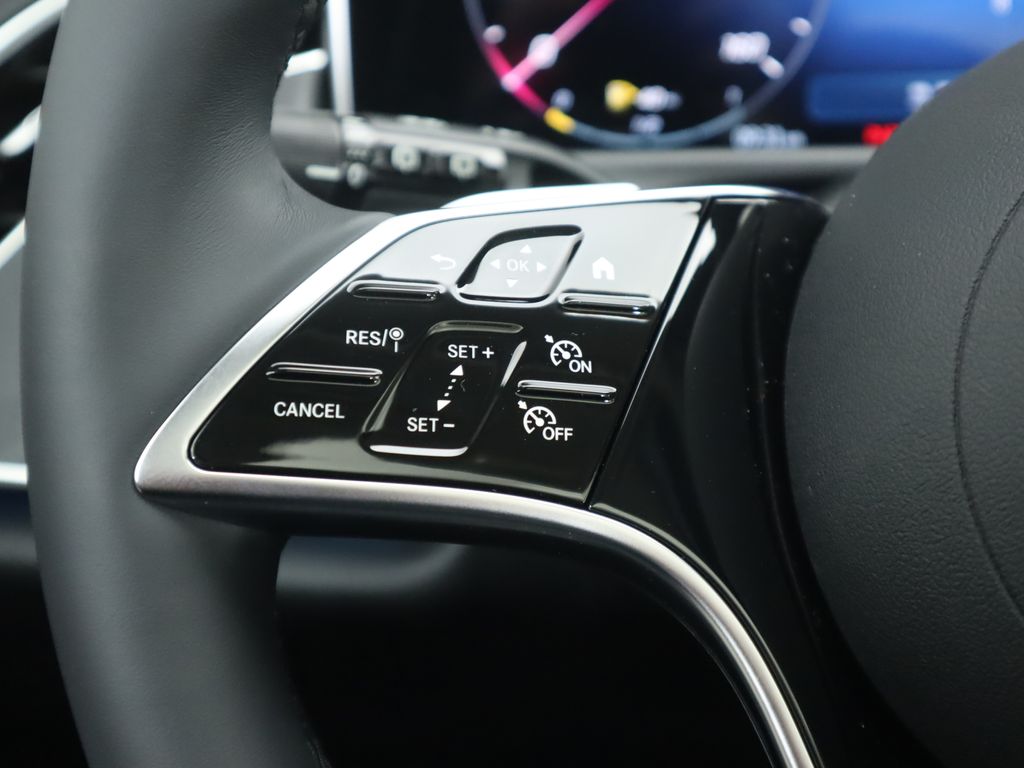 Thumbnail: 2026 Mercedes-Benz E-Class - 12