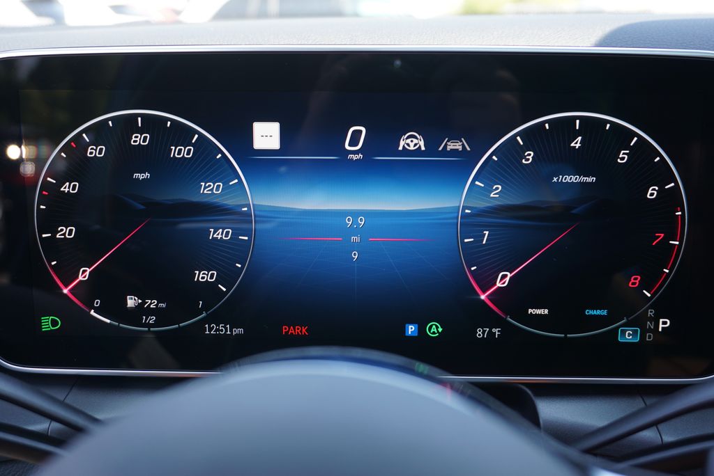 Thumbnail: 2026 Mercedes-Benz GLC - 18