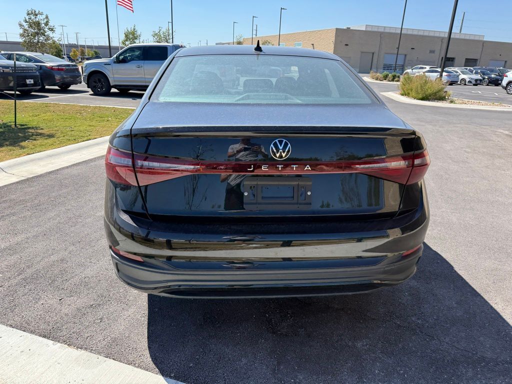 Thumbnail: 2025 Volkswagen Jetta - 5