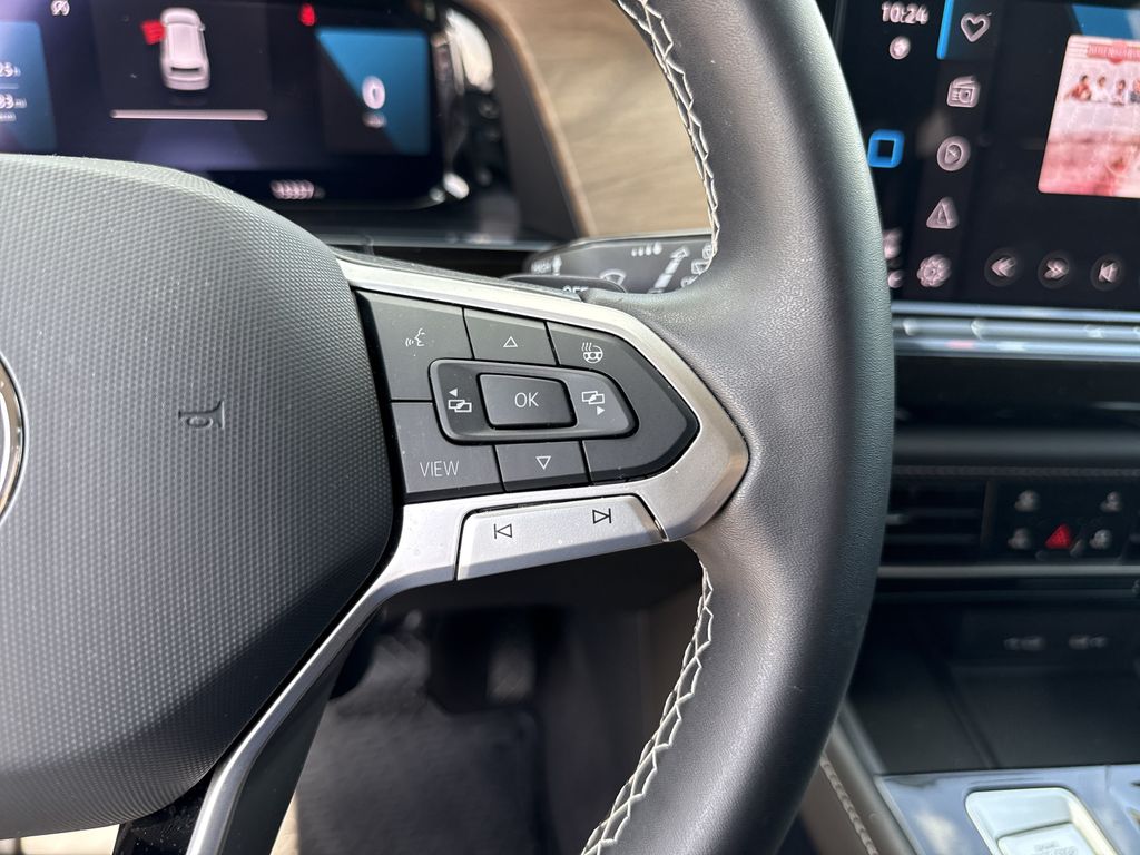 2024 Volkswagen Atlas 2.0T SE w/Technology Silver at DeMontrond Auto Country