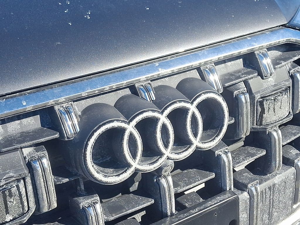 Thumbnail: 2025 Audi Q7 - 4
