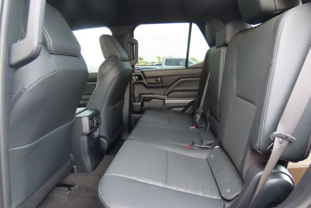 Thumbnail: 2026 Toyota 4Runner - 20