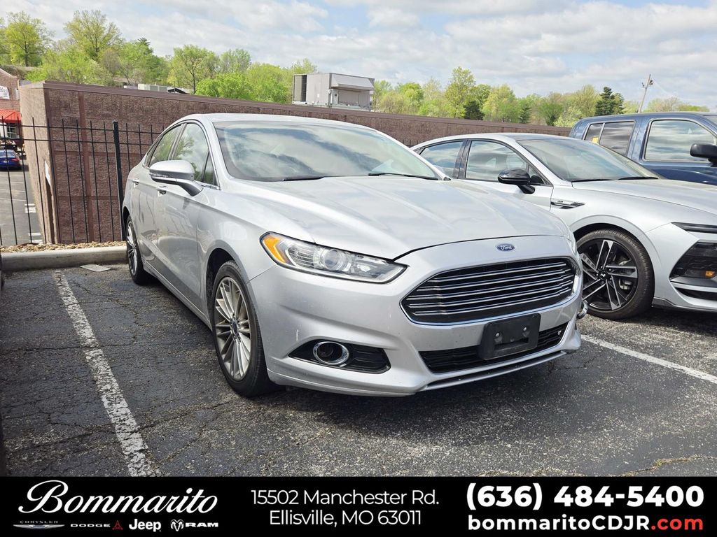 Ingot Silver 2014 Ford Fusion SE Sedan Front-Wheel Drive 6-Speed Automatic