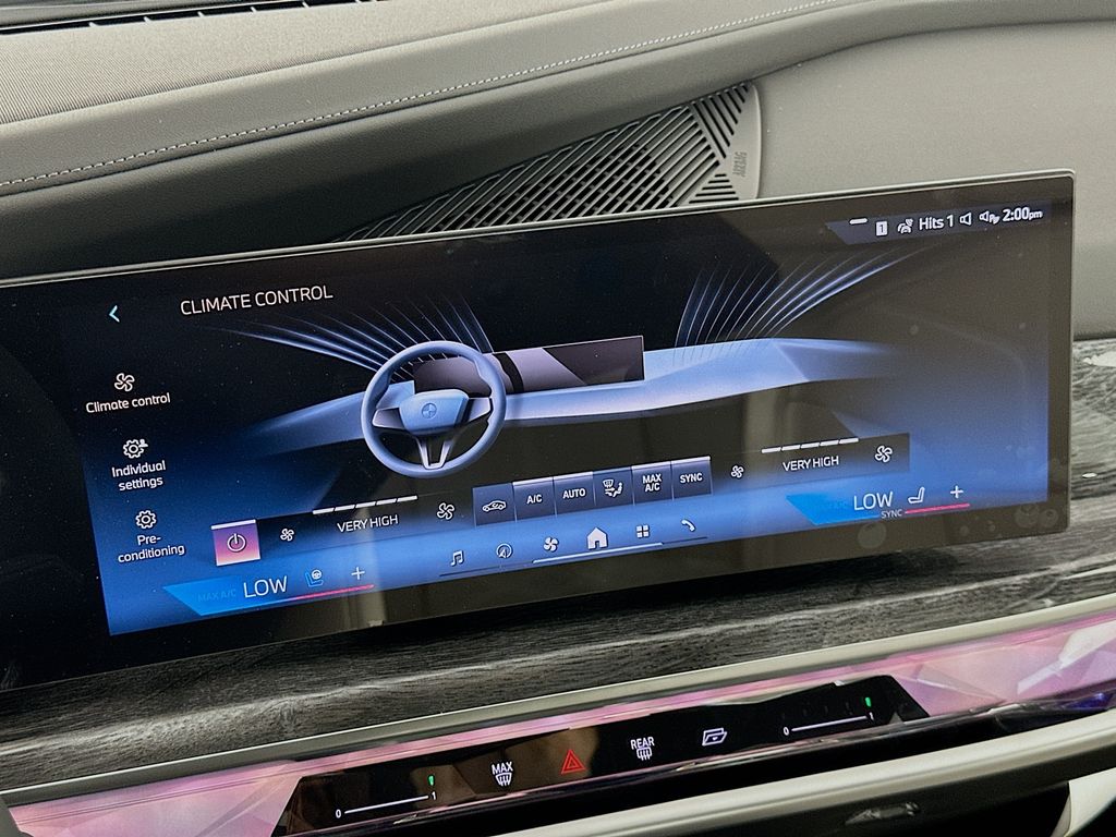 Thumbnail: 2025 BMW i7 - 14