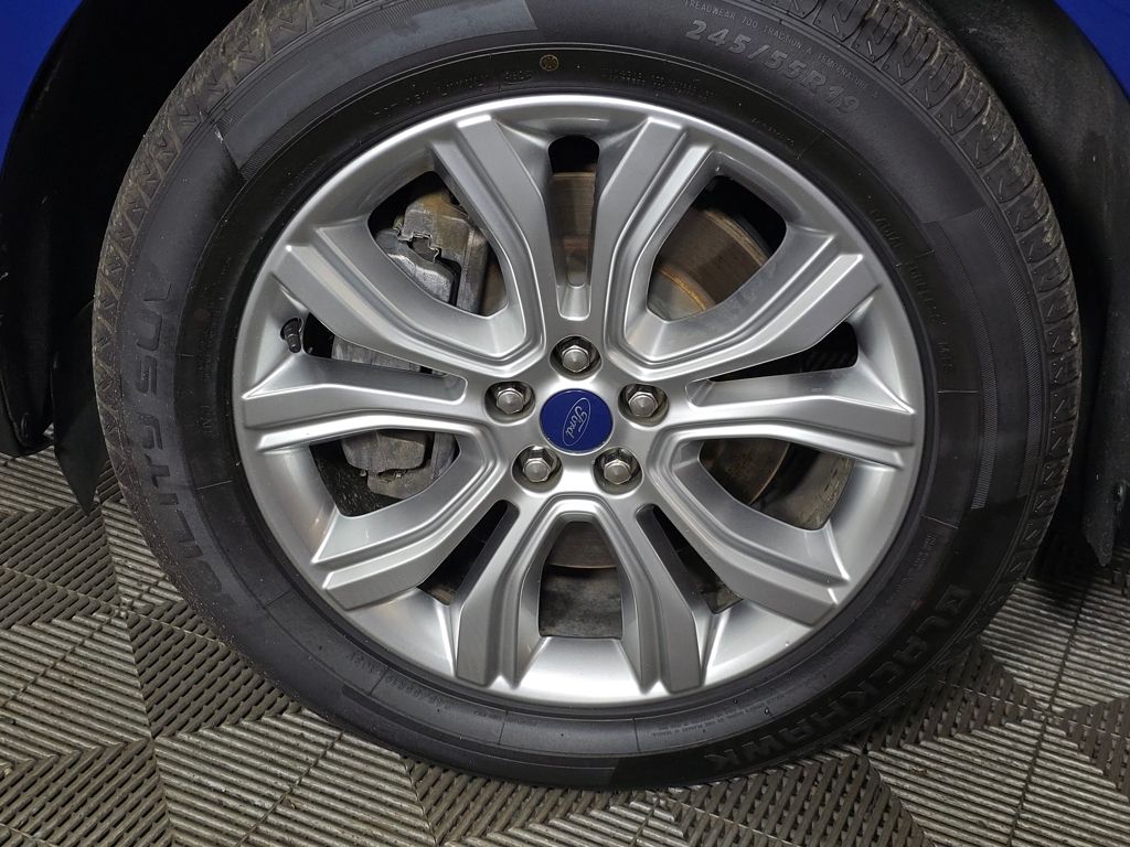 2022 Ford Edge Titanium photo 10