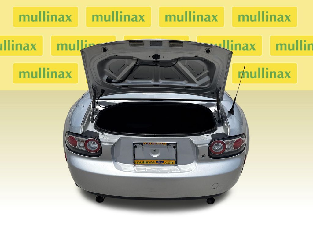 Used 2008 Silver Mazda Touring image 22
