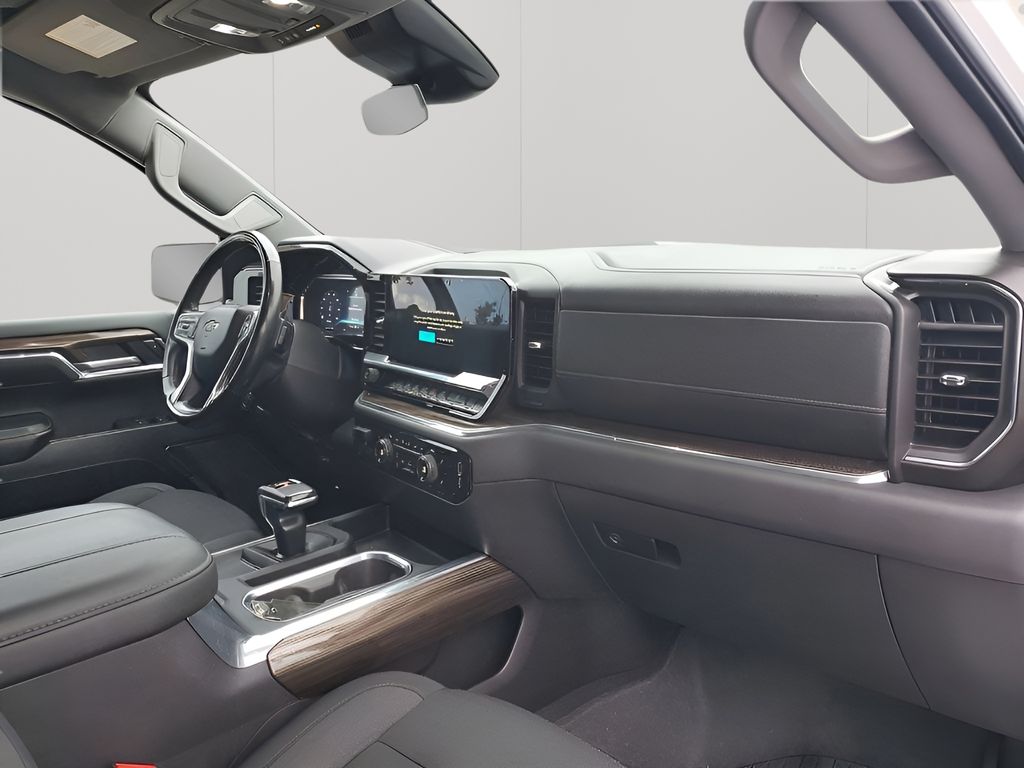 Used Car 2024 Chevrolet Silverado 1500  Lt Trail Boss For Sale Under $50,000 In Austin, Texas