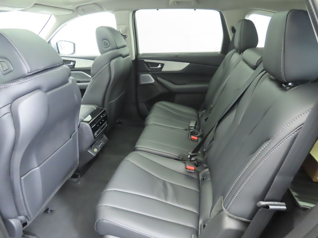 Thumbnail: 2026 Acura MDX - 23