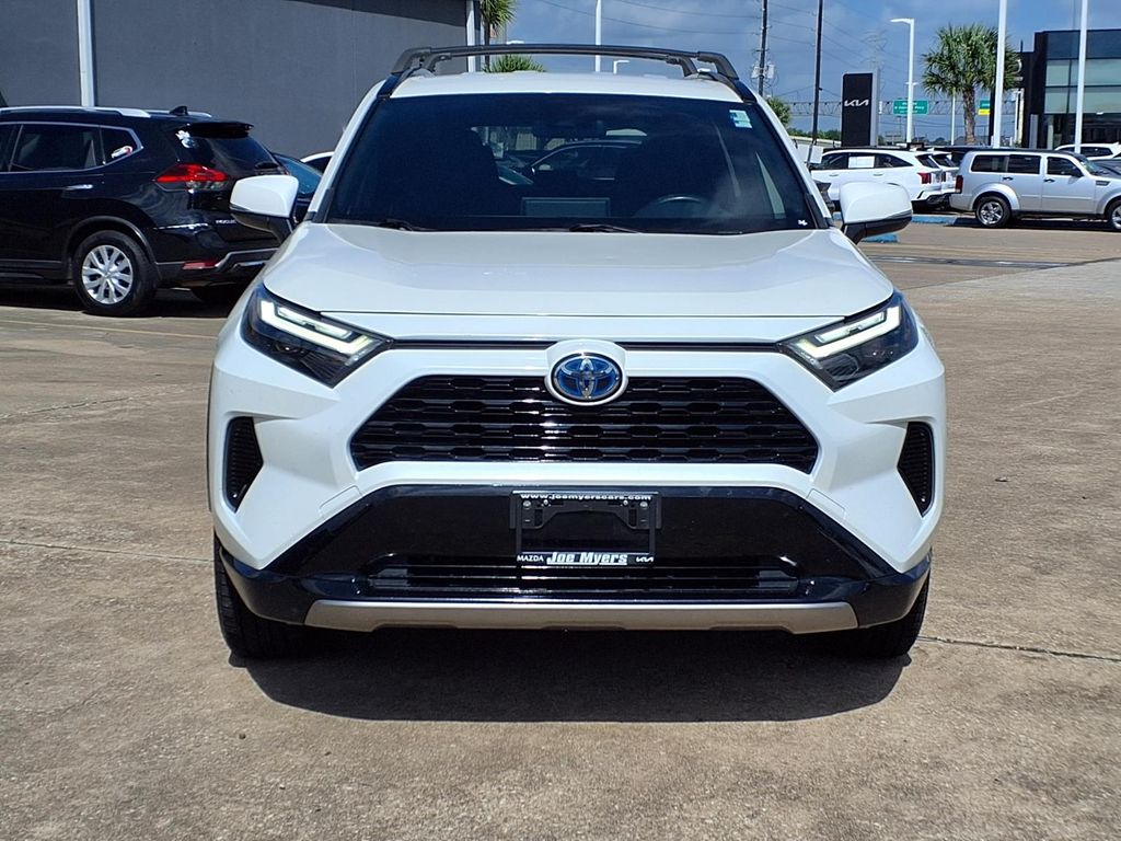 2022 Toyota RAV4 Hybrid SE White at Toyota of Victoria