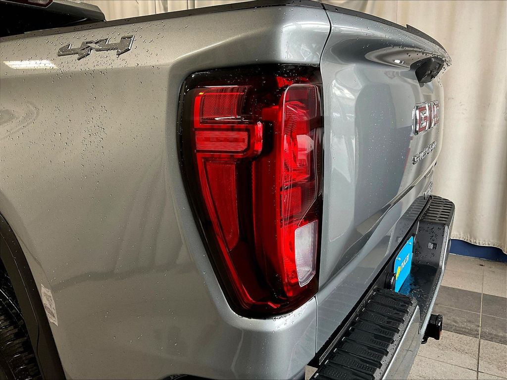 2025 GMC Sierra 1500 — photo 34