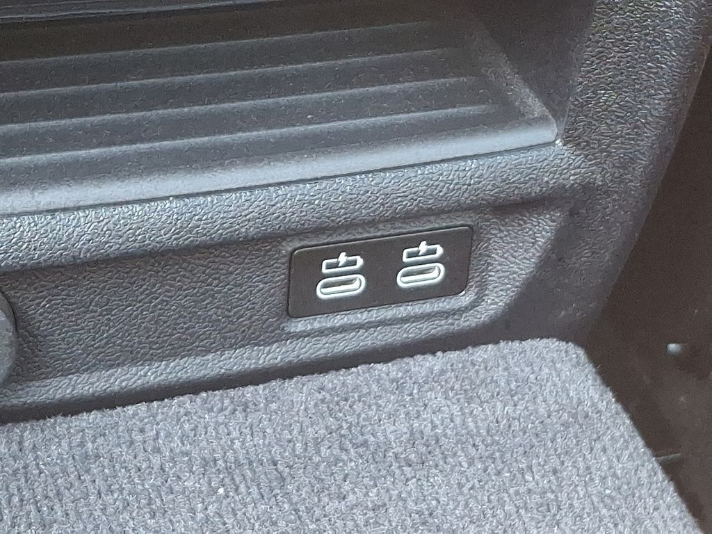 2022 BMW 5 Series 530i xDrive 11