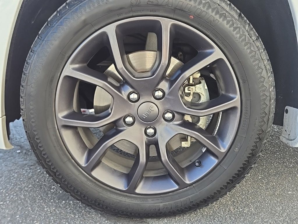 Used 2021 White Jeep High Altitude image 13