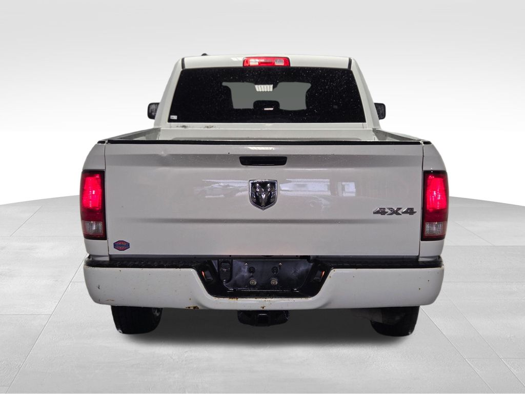 2019 RAM 1500 Classic Express photo
