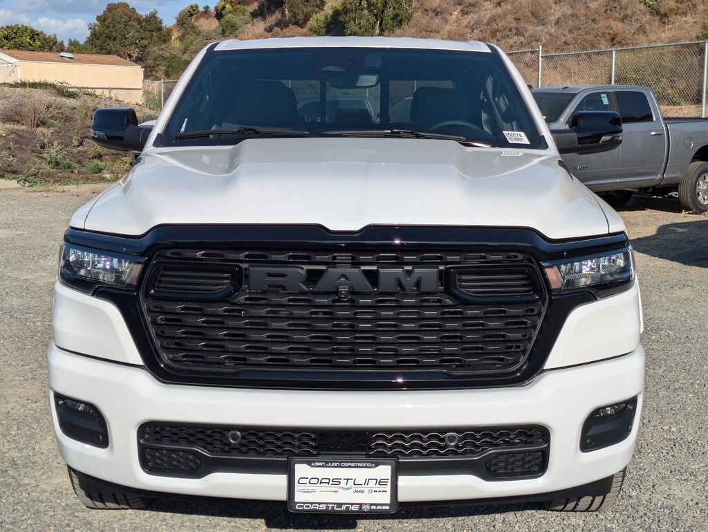 2025 Ram 1500 Big Horn/Lone Star 2