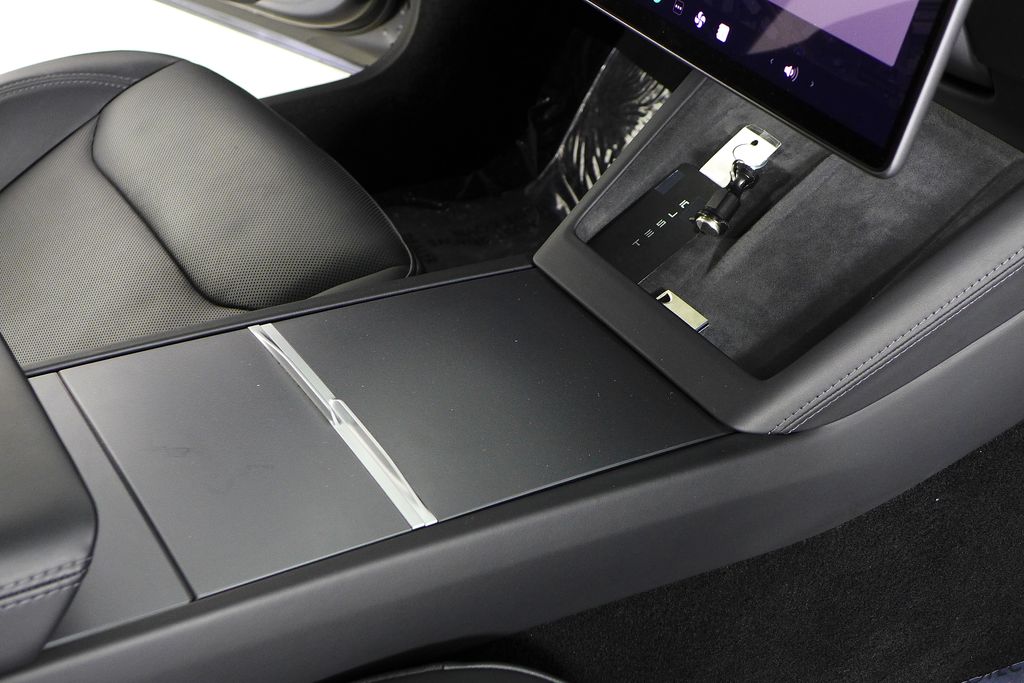 Thumbnail: 2025 Tesla Model 3 - 15