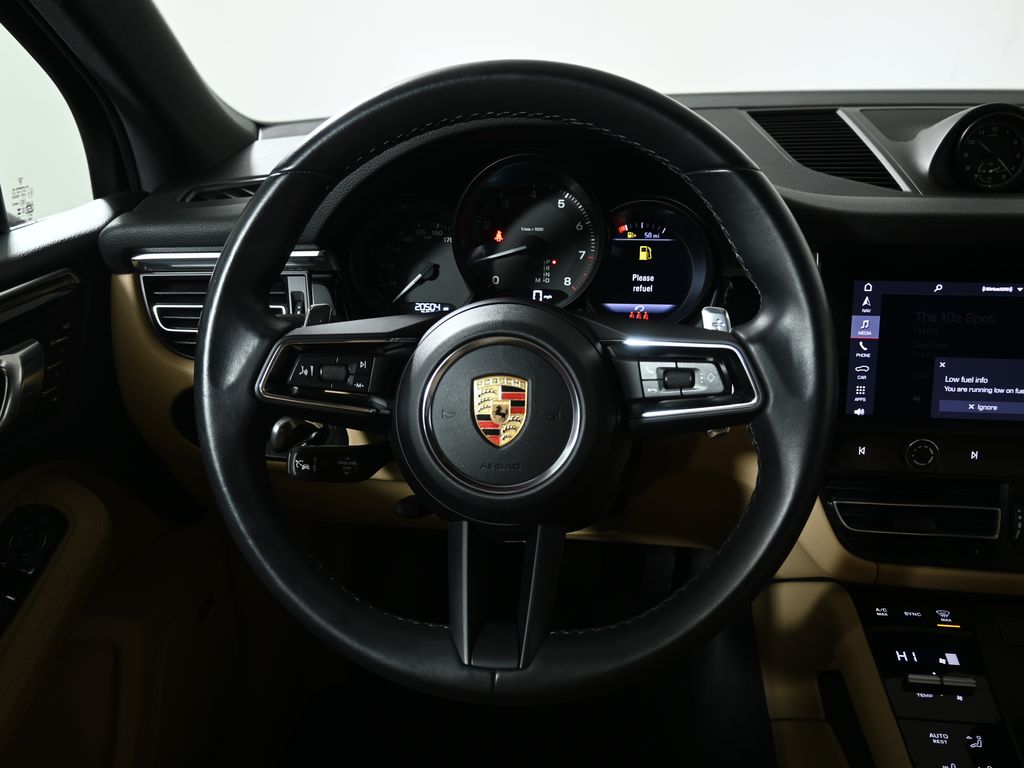 Thumbnail: 2024 Porsche Macan - 18