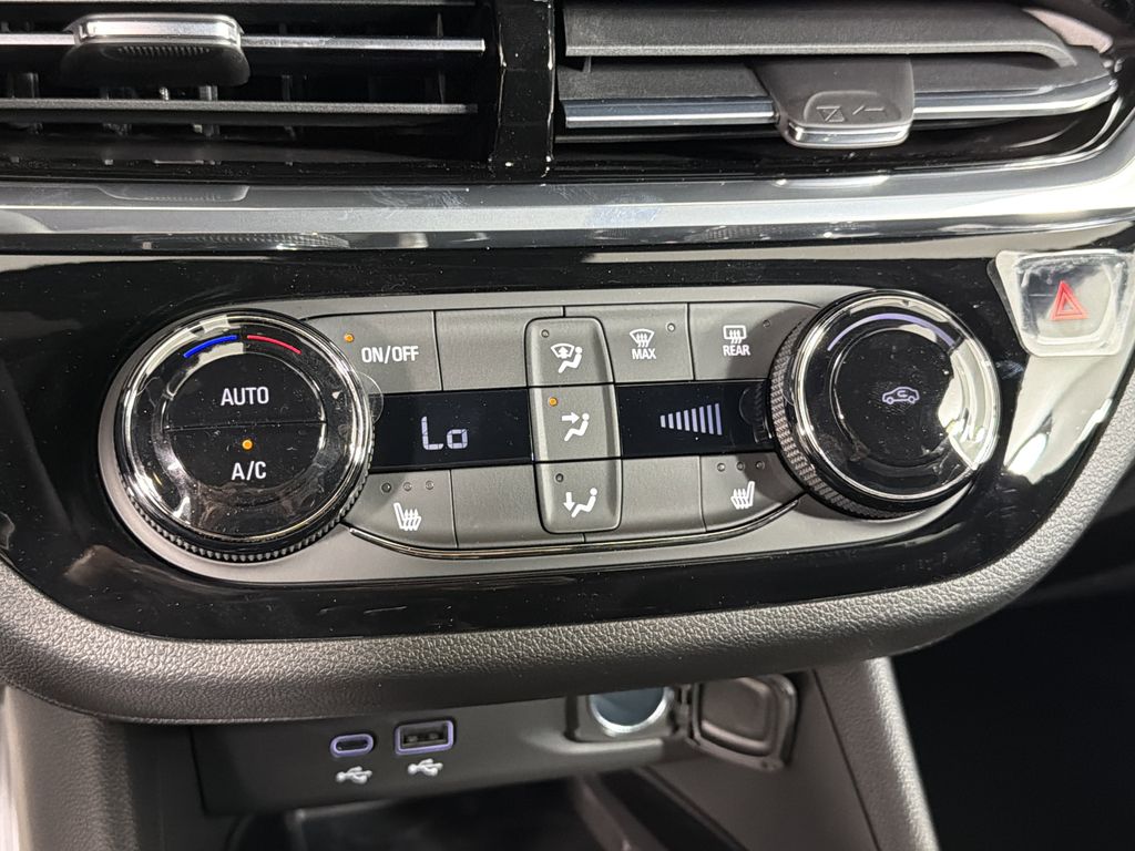 new 2026 Buick Envista car, priced at $30,325