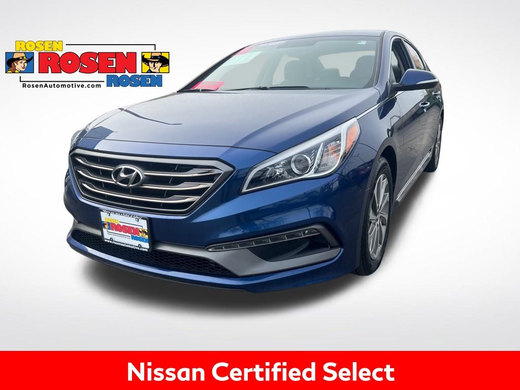 The 2017 Hyundai Sonata Sport photos