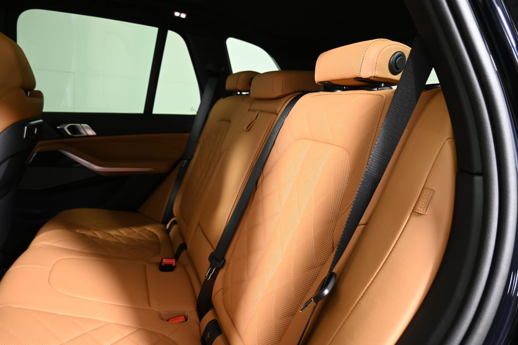 Thumbnail: 2026 BMW X5 - 4