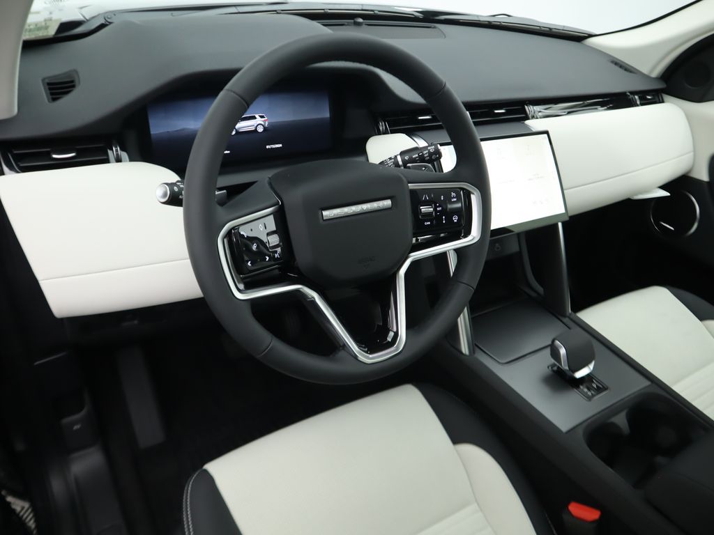 2024 Land Rover Discovery Sport S 9