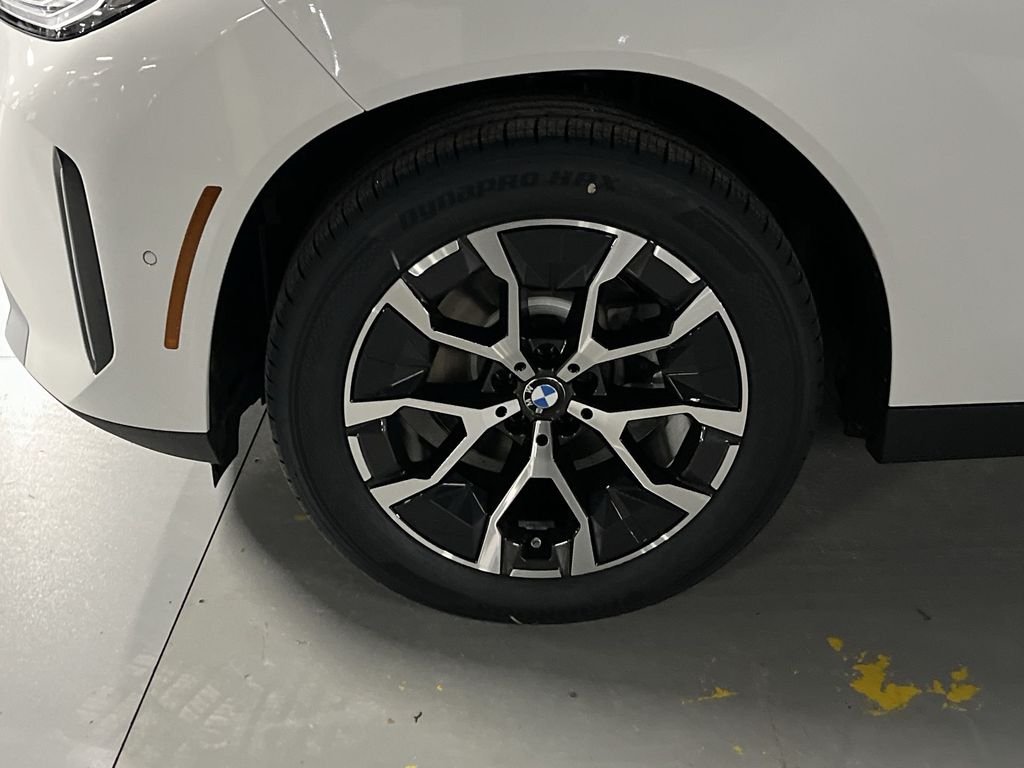 Thumbnail: 2026 BMW X3 - 10