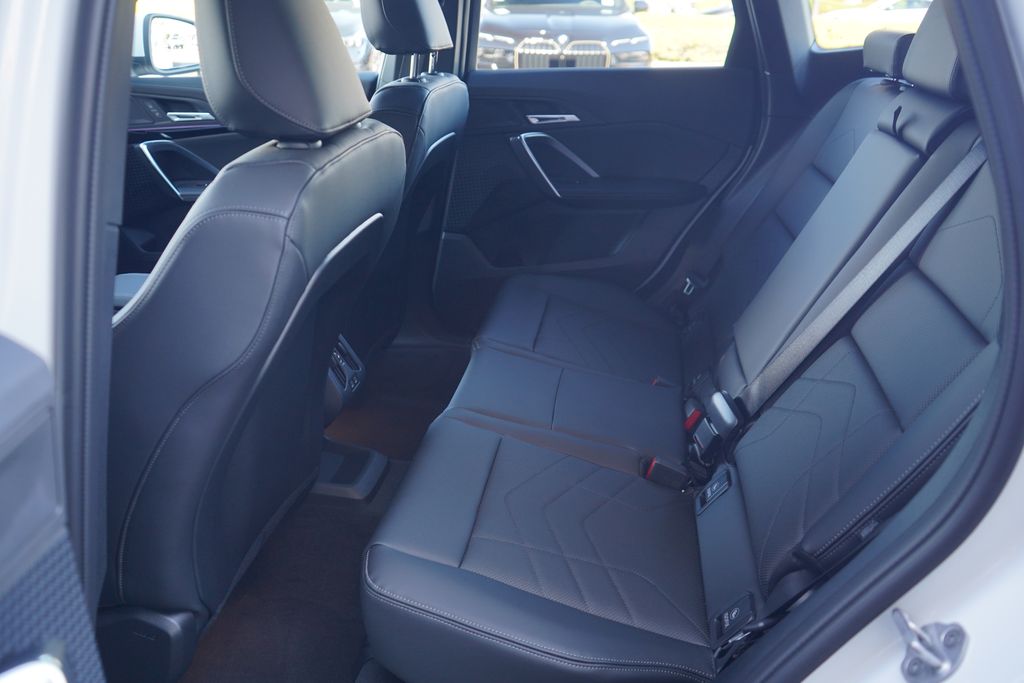 Thumbnail: 2026 BMW X1 - 12