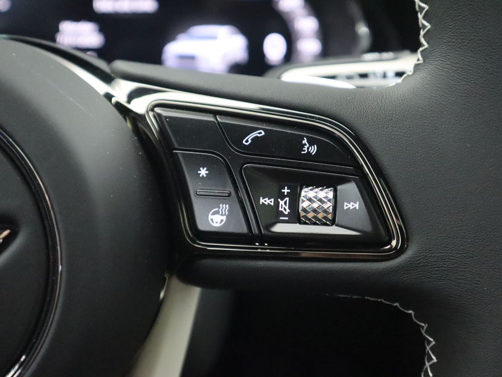 Thumbnail: 2025 Bentley Flying Spur - 12