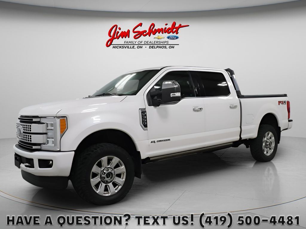 White Platinum Metallic Tri-Coat 2017 Ford F-350 Super Duty Platinum Crew Cab 4WD Pickup Truck Four-Wheel Drive 6-Speed Automatic