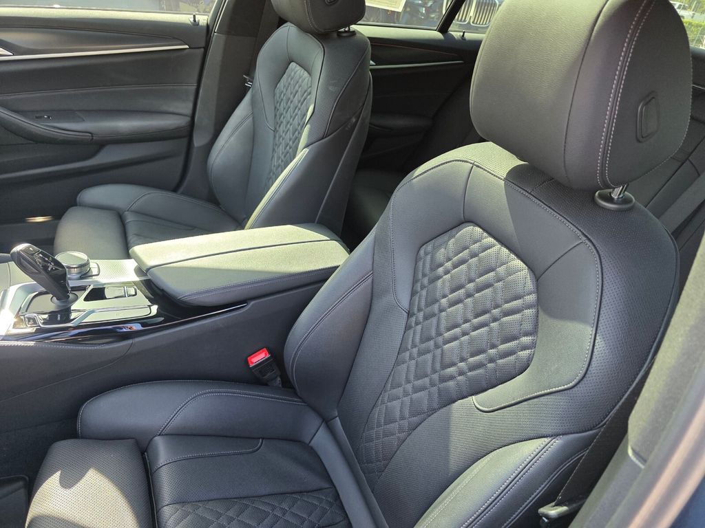 Certified Used 2023 Blue BMW 540i image 10