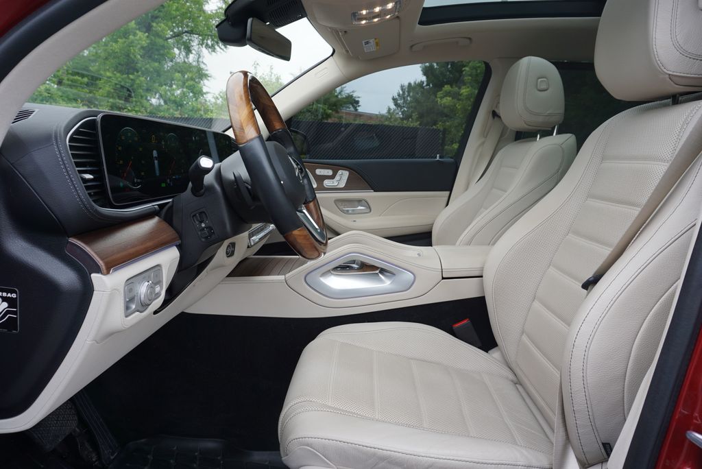 Thumbnail: 2023 Mercedes-Benz GLS - 9