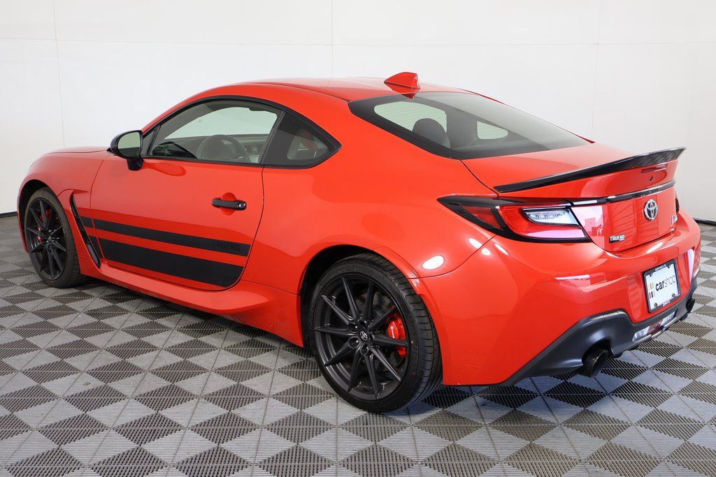 Thumbnail: 2024 Toyota GR86 - 5
