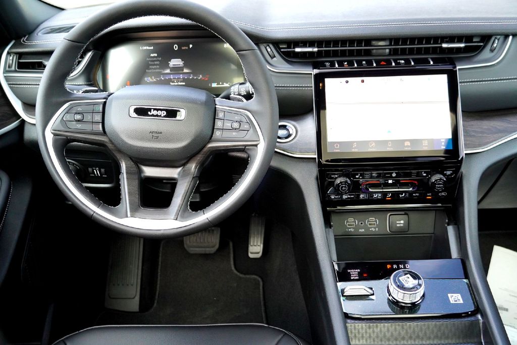 New Car 2025 Jeep Grand Cherokee L  Limited For Sale Under $50,000 In Taylor, Texas