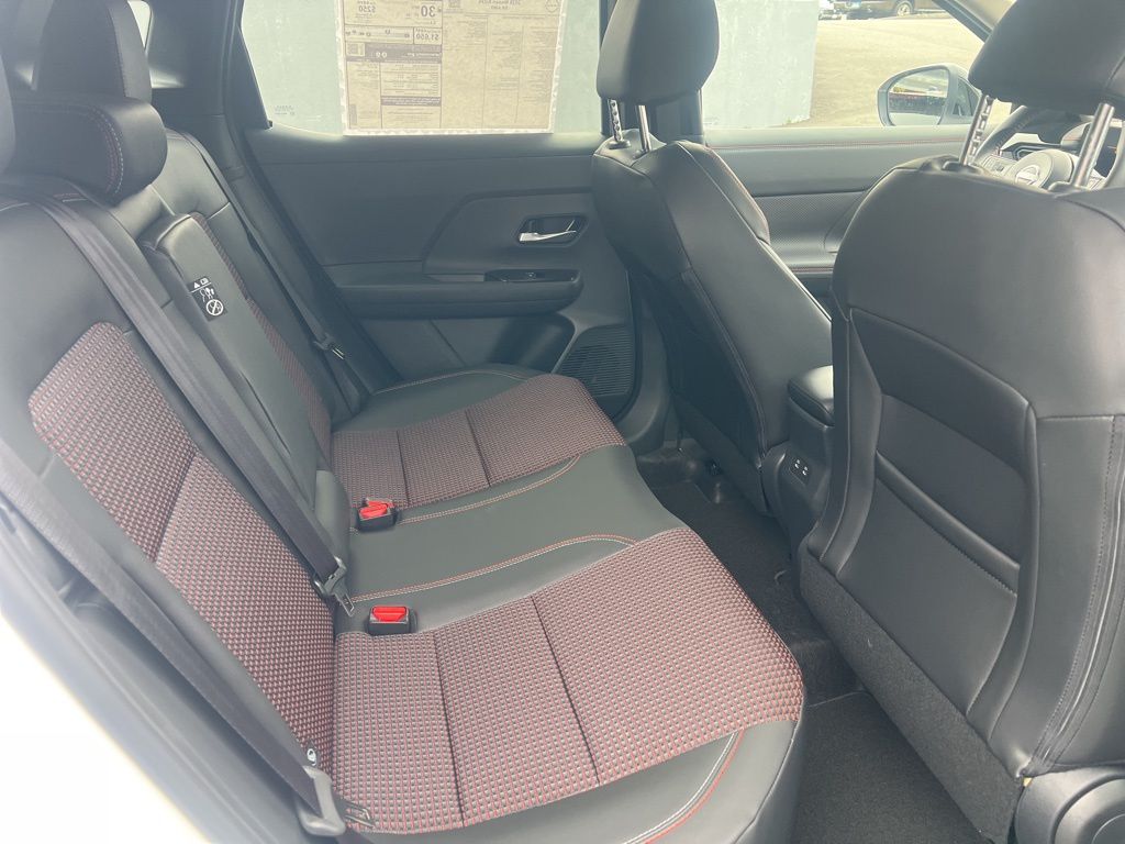 2026 Nissan KICKS SR AWD - Photo 16