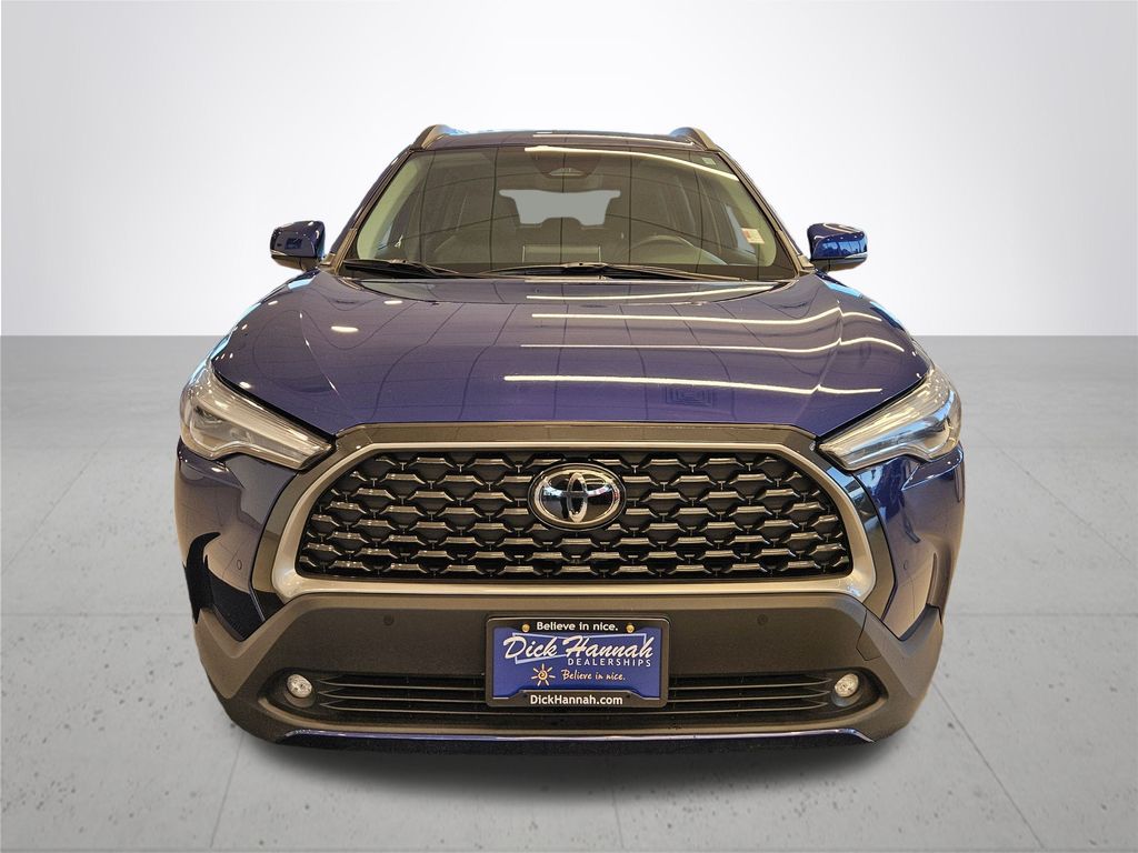 2024 Toyota Corolla Cross XLE