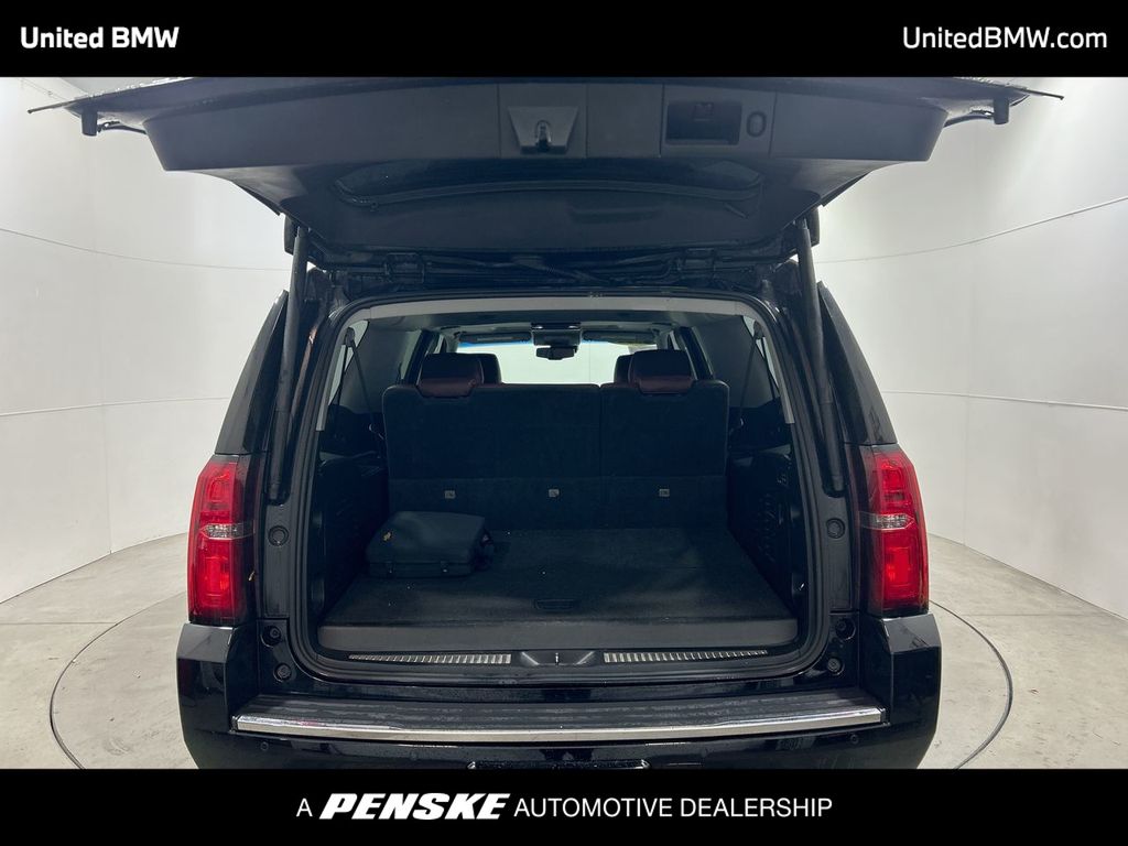 2020 Chevrolet Suburban Premier 23