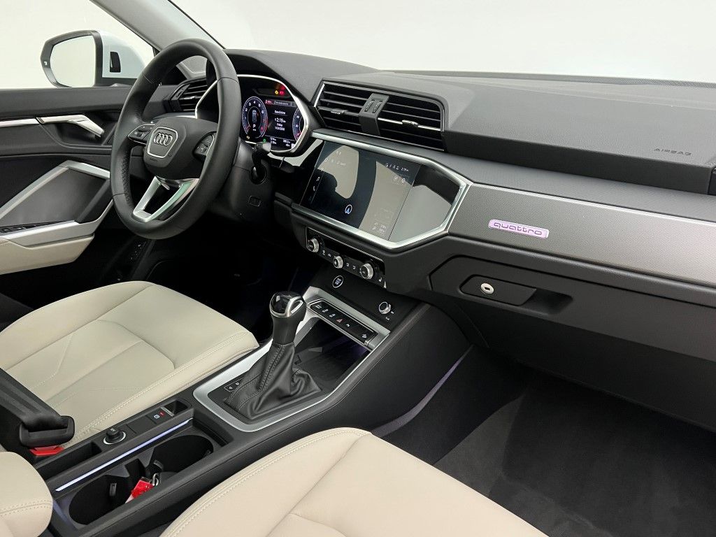 Thumbnail: 2025 Audi Q3 - 16