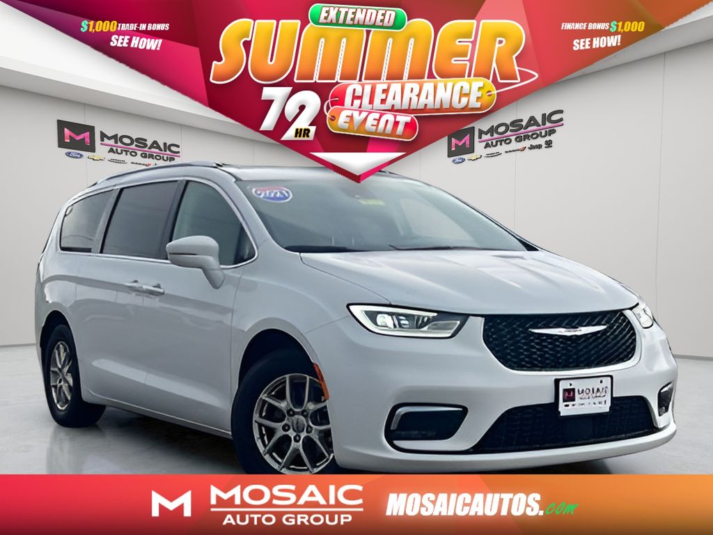 Used 2021 Chrysler Pacifica Touring L Vans