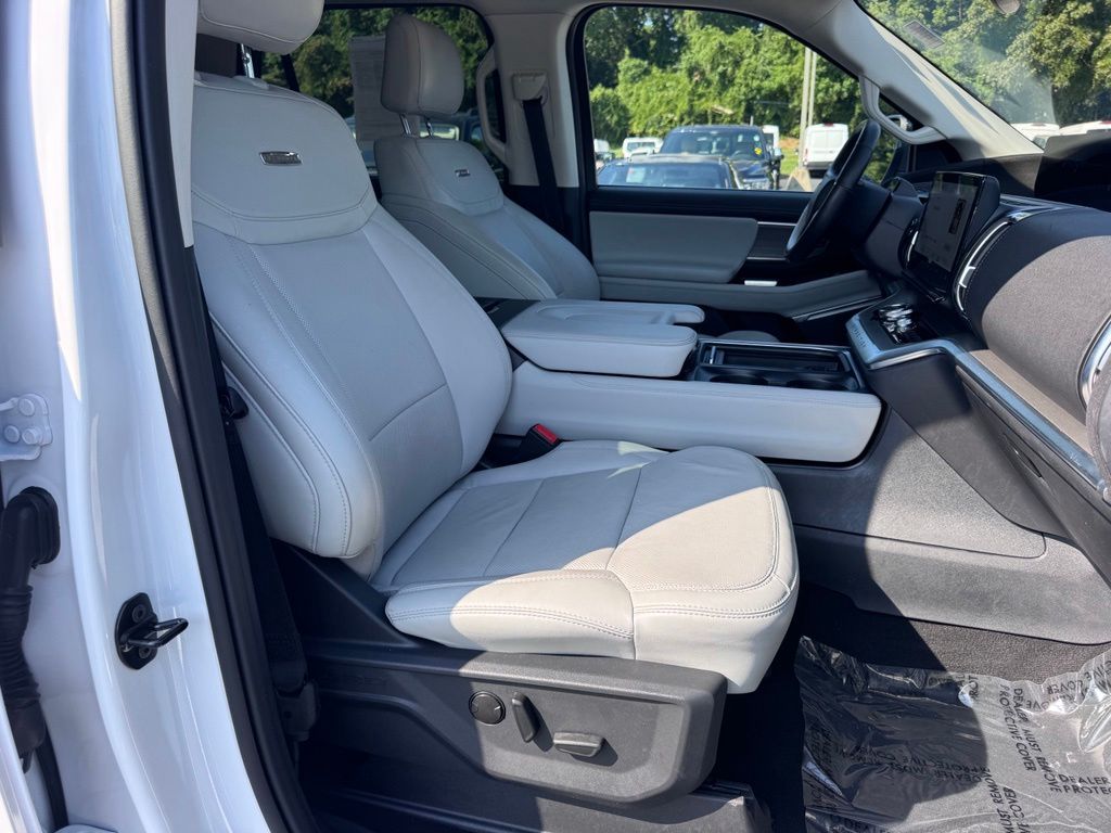 FordExpedition Max28