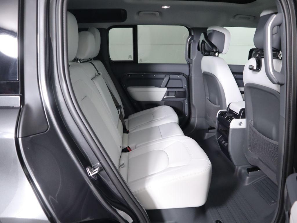 Thumbnail: 2026 Land Rover Defender - 24