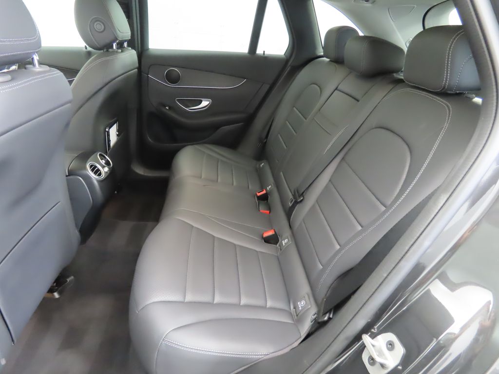 Thumbnail: 2022 Mercedes-Benz GLC - 21