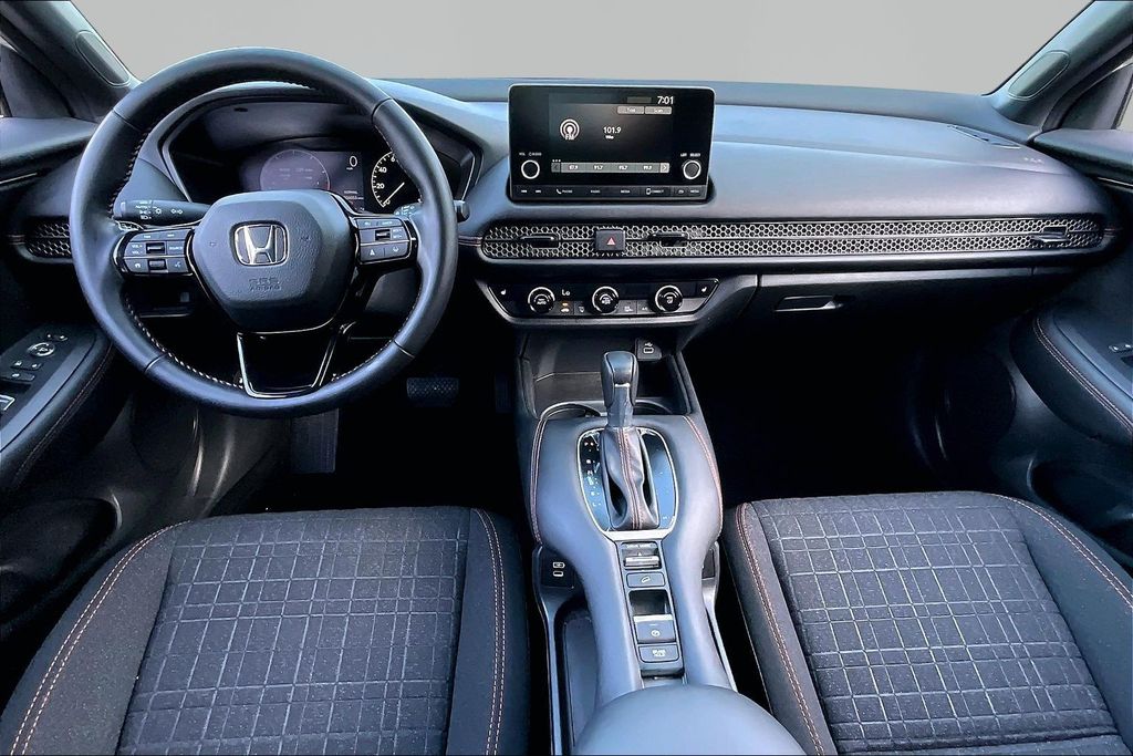 2025 Honda HR-V Sport - Photo 6