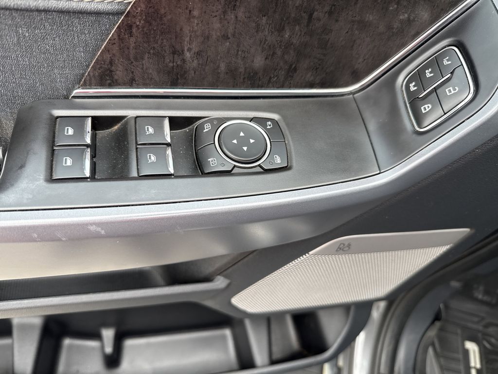 2021 Ford F-150 Lariat - 10