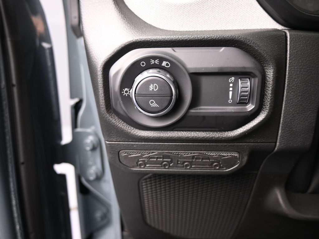 New 2026 anvil clearcoat Jeep Sport image 23