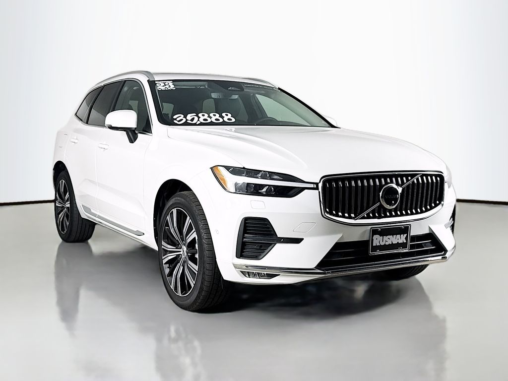 Crystal White 2023 Volvo XC60 B5 Plus Bright Theme FWD SUV / Crossover Front-Wheel Drive Automatic
