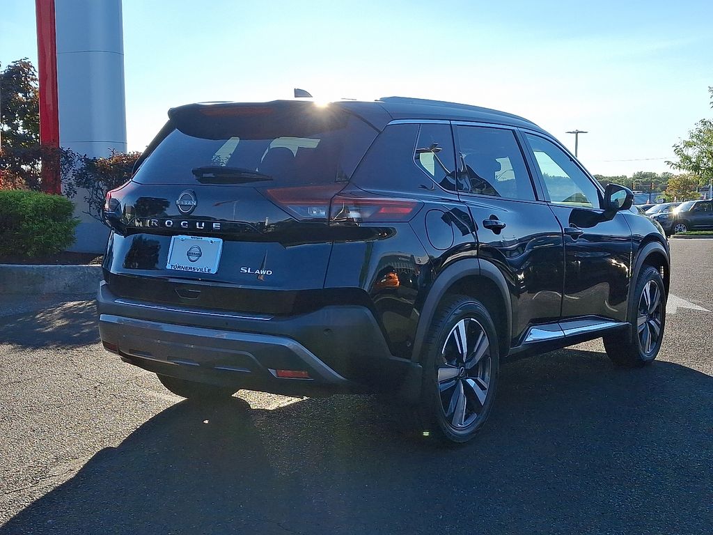 Thumbnail: 2023 Nissan Rogue - 6