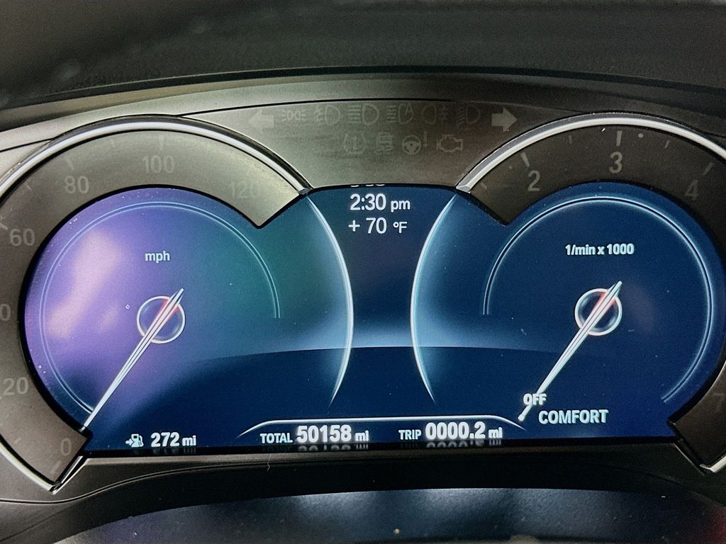 2019 BMW 5 Series 540i 12
