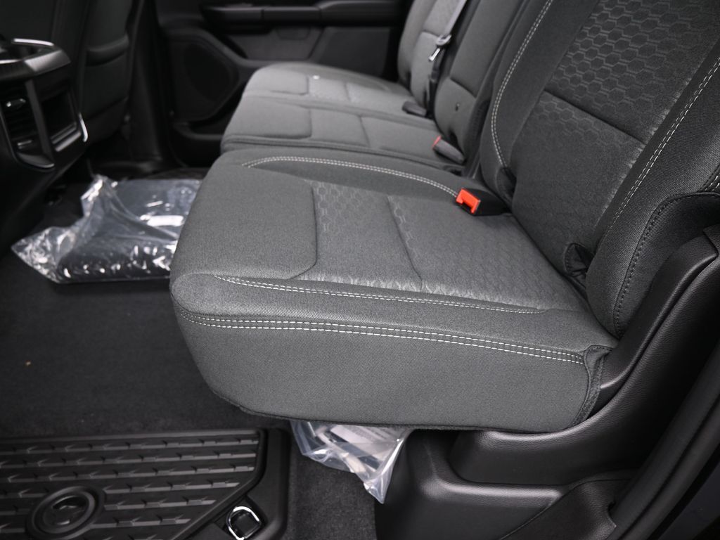 New 2026 Diamond Black Crystal Pearlcoat Ram Big Horn/Lone Star image 27